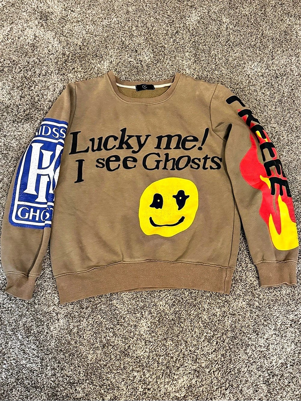 Y2K Lucky Me I See Ghosts graphic crewneck sweatshirt in a tan/brow